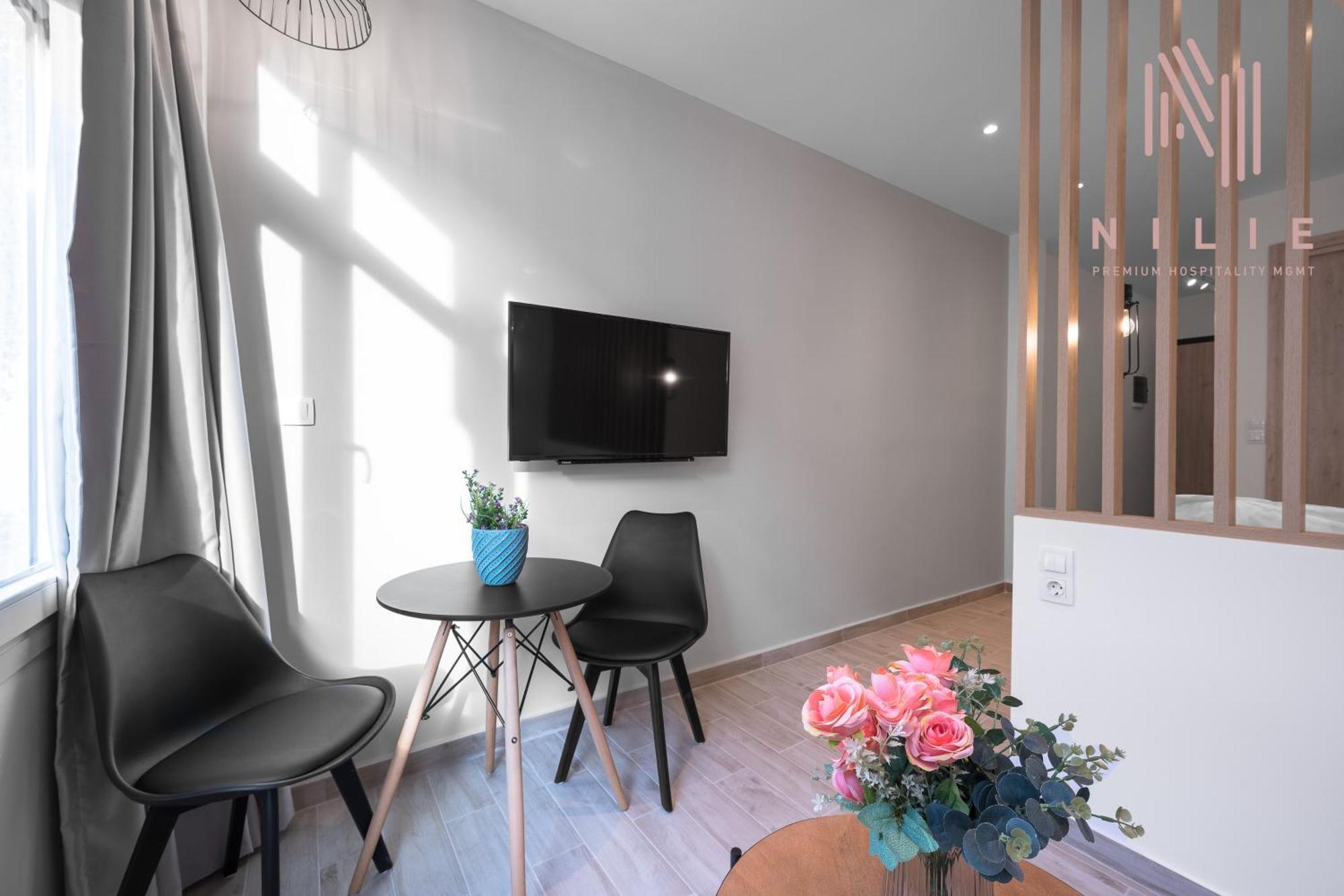 V1, Nilie Hospitality Mgmt Apartment Tesalonika Bagian luar foto