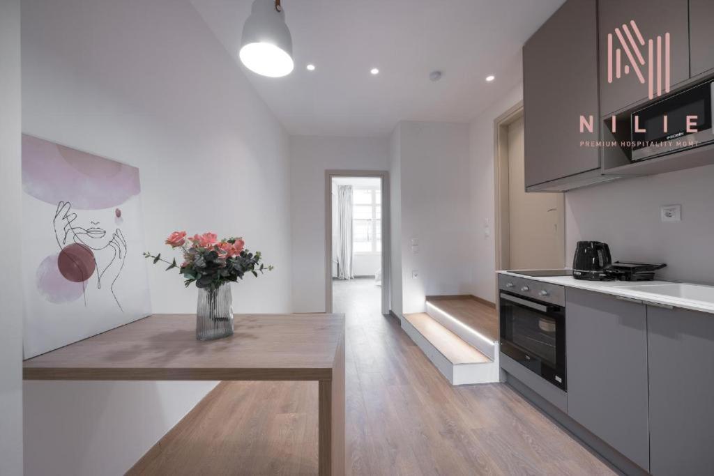 V1, Nilie Hospitality Mgmt Apartment Tesalonika Bagian luar foto